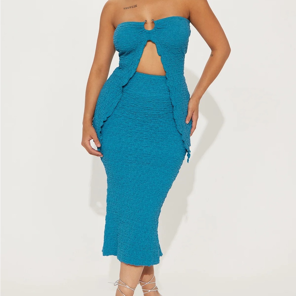 Fashion Nova Taylor Textured Skirt Set - Teal